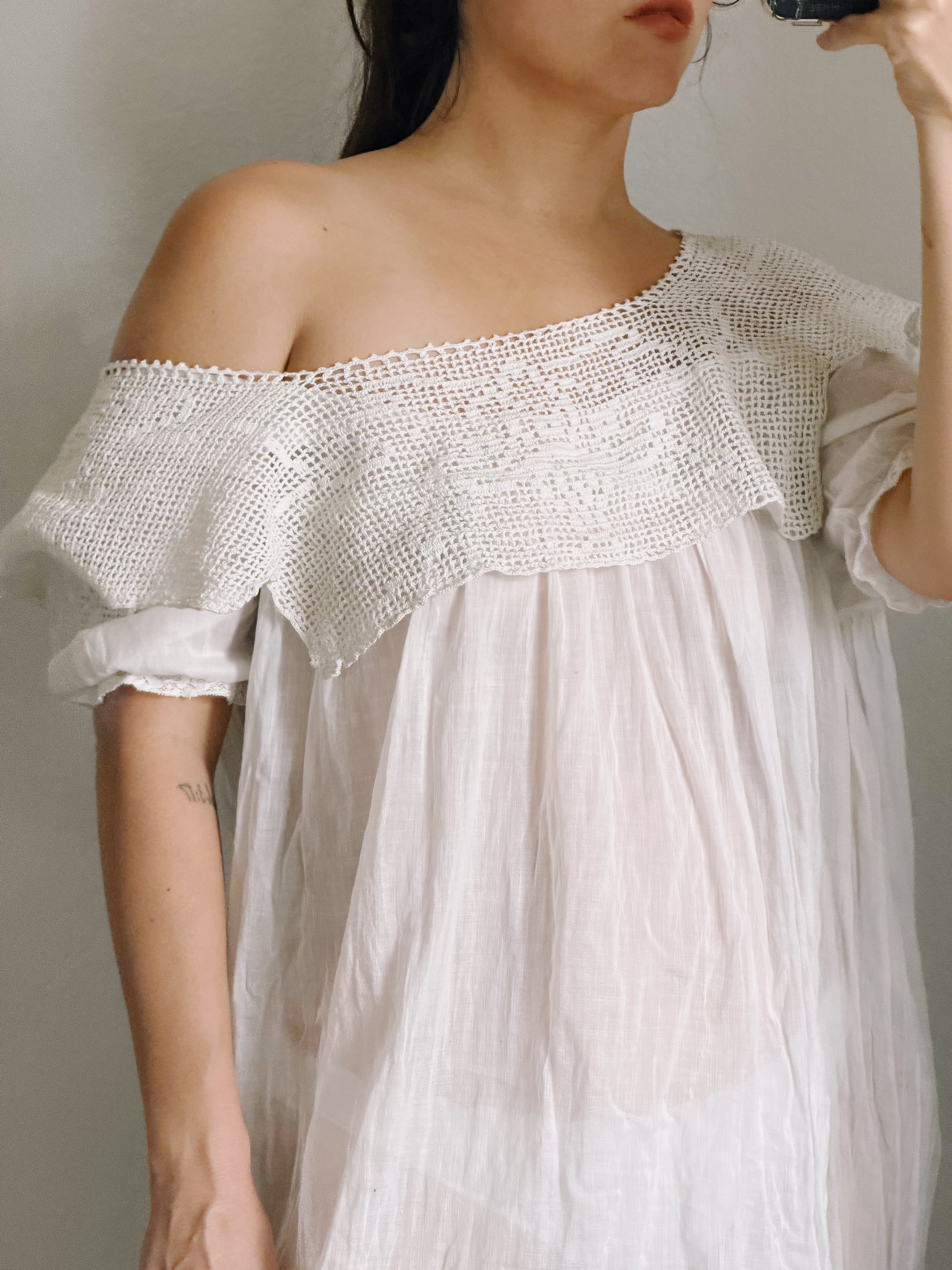 Antique Edwardian Night Dress & Crochet Collar